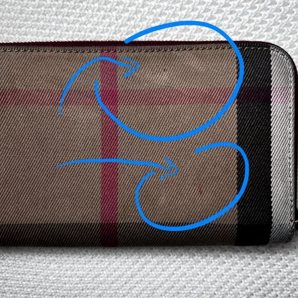 BURBERRY Elmore Horseferry Check leather Zip Around Wallet As is - Picture 13 of 13